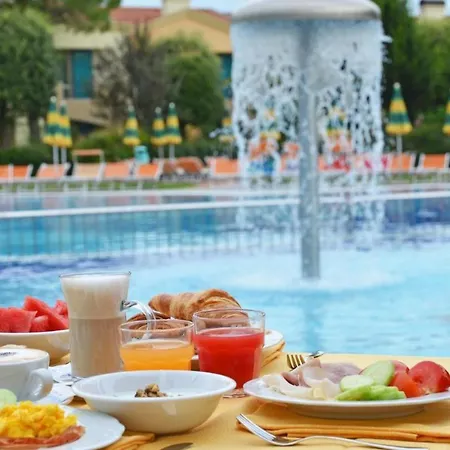 Superb House Maisonette Villaggio Marco Polo Sleeps 7 *