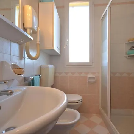Feriehus Superb House Maisonette Villaggio Marco Polo Sleeps 7